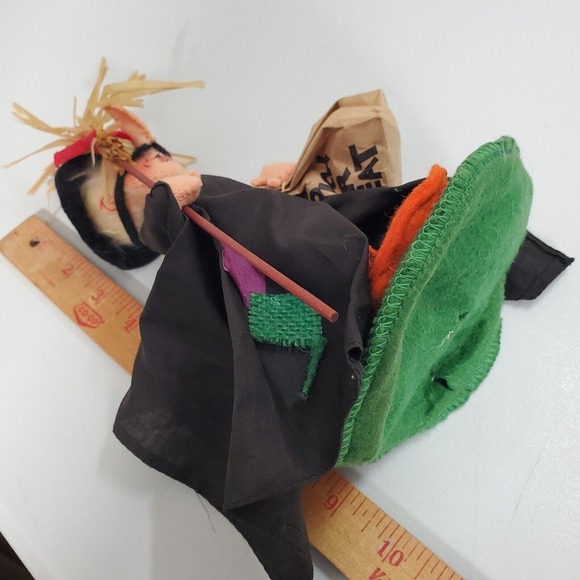 Vintage Annalee Halloween Witch Kid Trick or Treat Poseable Felt Doll 1990s - Picture 12 of 12